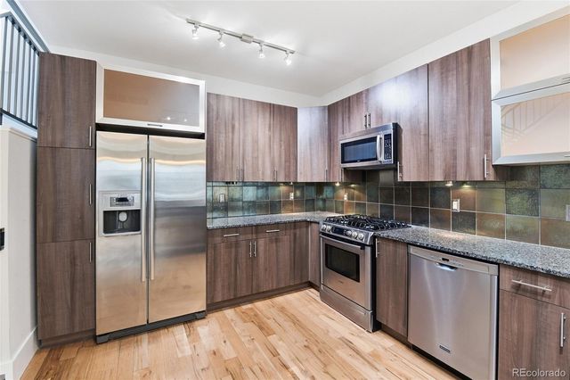936 S Pearl Street 101, Denver, CO 80209