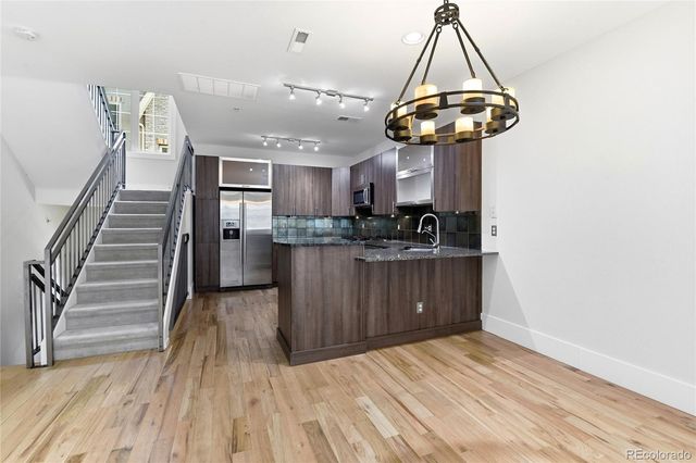 936 S Pearl Street 101, Denver, CO 80209