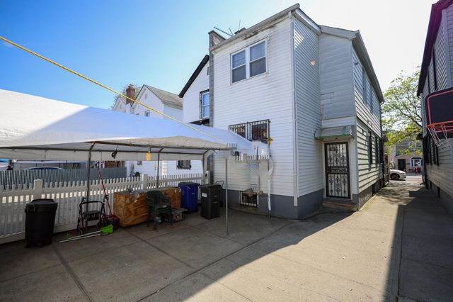 101-23 126th St, Richmond Hill S., NY 11419