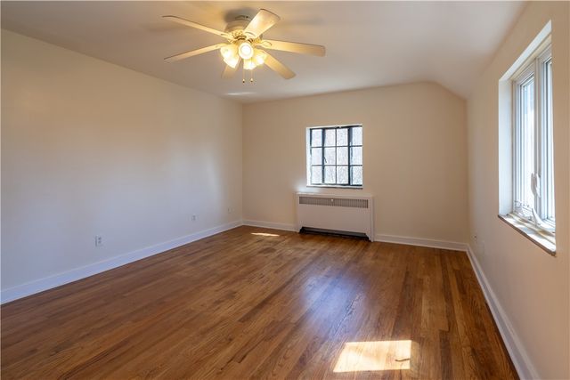 1045 Highland Ave, Harmony Twp, PA 15003