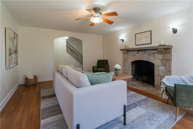 1045 Highland Ave, Harmony Twp, PA 15003