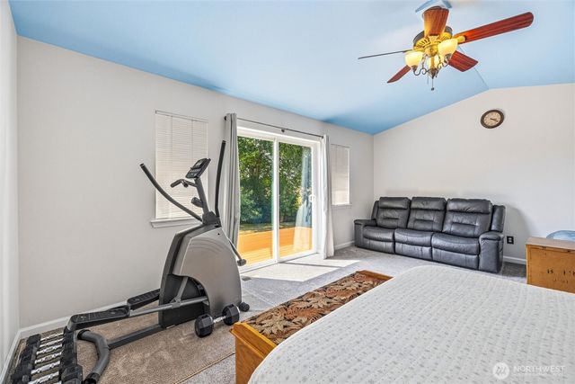 7947 E Golf Course Drive, Blaine, WA 98230
