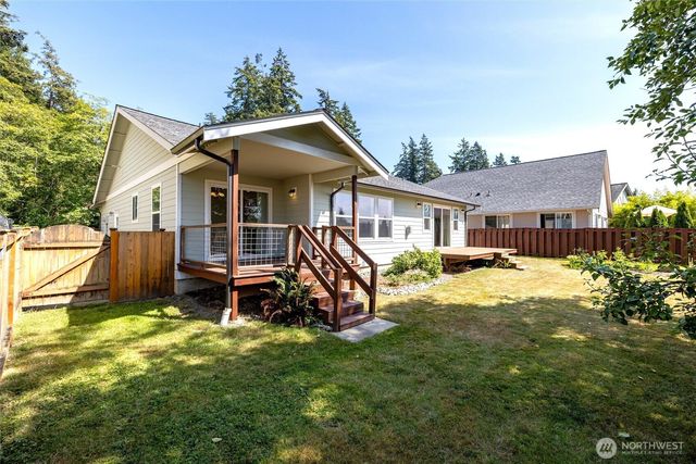 7947 E Golf Course Drive, Blaine, WA 98230
