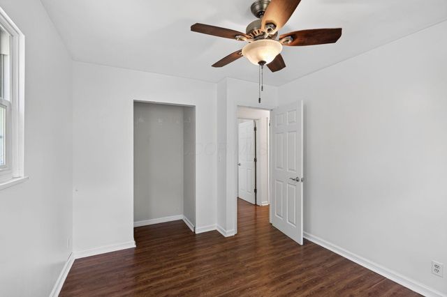 411 Westport Drive, Groveport, OH 43125