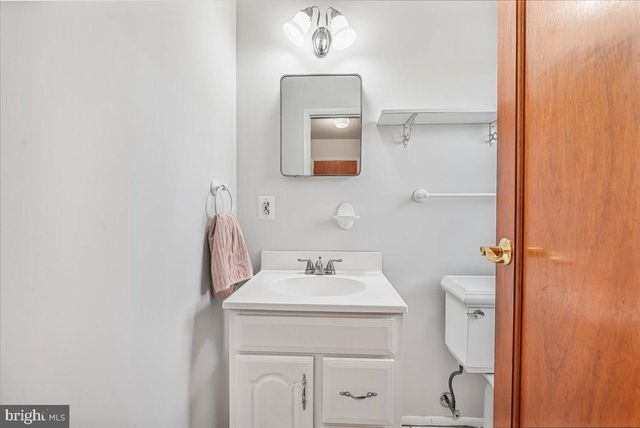 7121 PANORAMA DR, Rockville, MD 20855