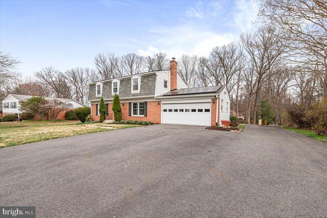 7121 PANORAMA DR, Rockville, MD 20855