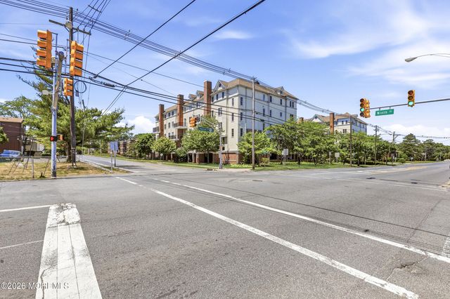 956 Madison Avenue, Lakewood, NJ 08701