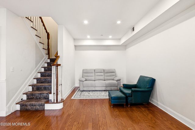 956 Madison Avenue, Lakewood, NJ 08701