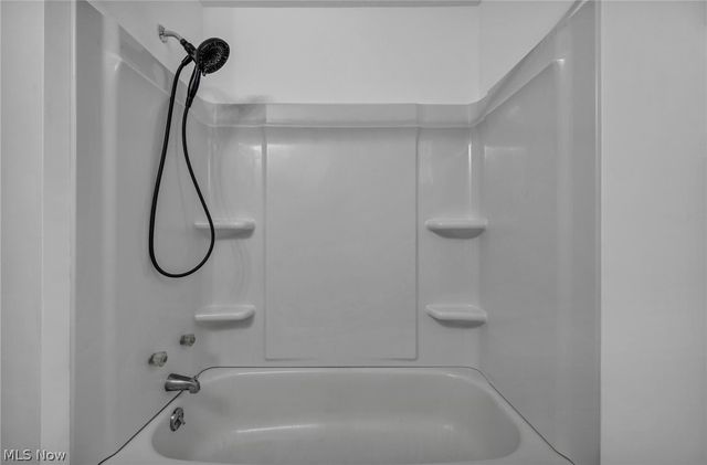 149 Fay Avenue, Avon Lake, OH 44012