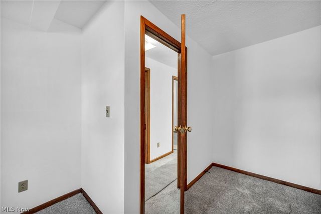 149 Fay Avenue, Avon Lake, OH 44012