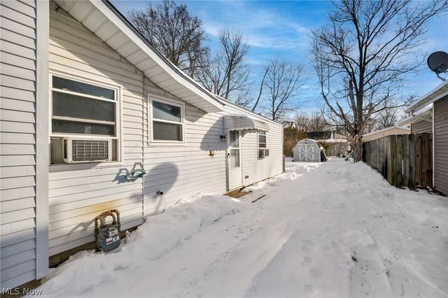 149 Fay Avenue, Avon Lake, OH 44012