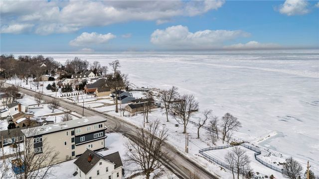 149 Fay Avenue, Avon Lake, OH 44012