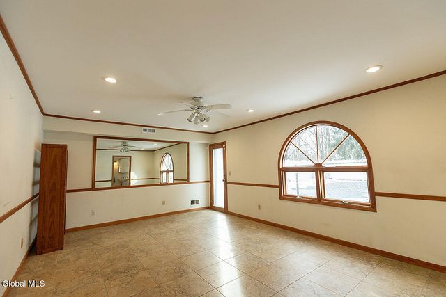 22 Danielwood Drive, Colonie, NY 12211