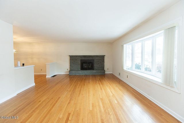 22 Danielwood Drive, Colonie, NY 12211