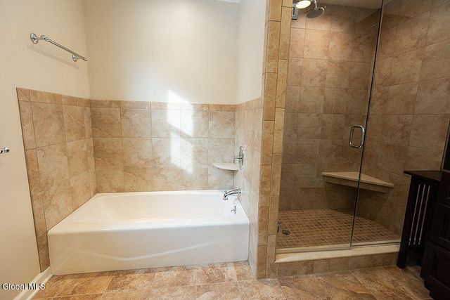 22 Danielwood Drive, Colonie, NY 12211