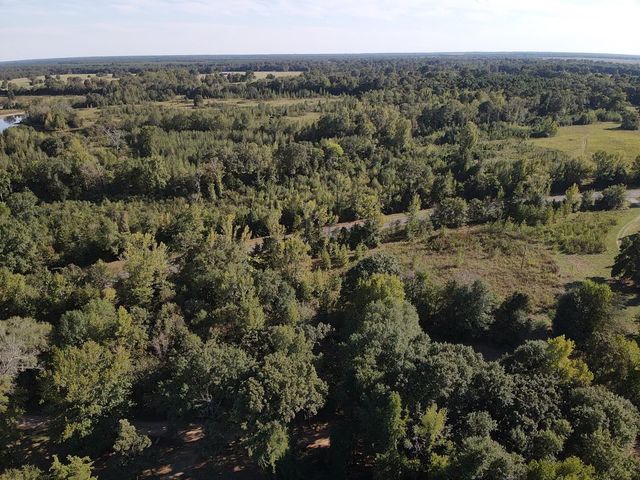 137 CR 2362, Clarksville, TX 75412