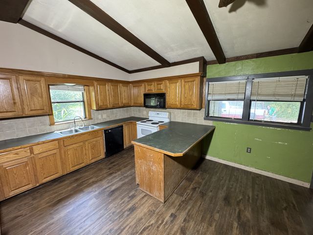 137 CR 2362, Clarksville, TX 75412