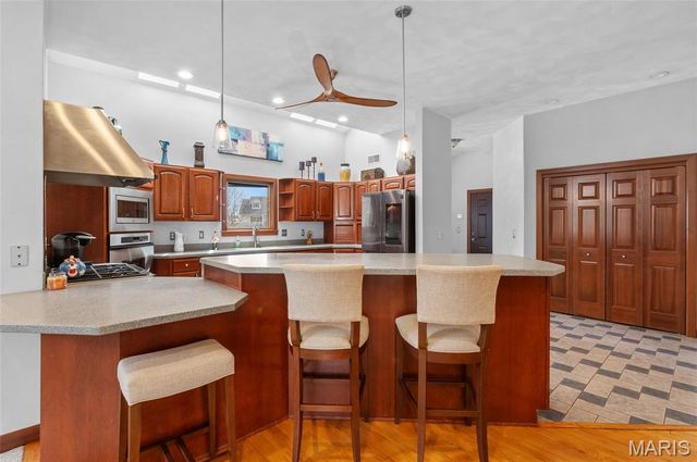 11 Jennifer Lane, Collinsville, IL 62234