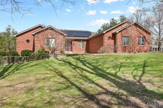 11 Jennifer Lane, Collinsville, IL 62234