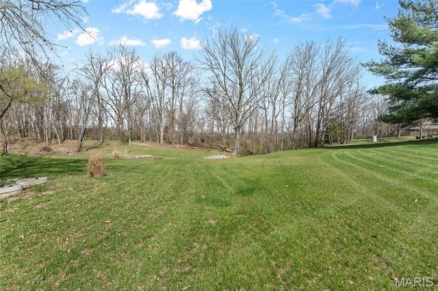 11 Jennifer Lane, Collinsville, IL 62234