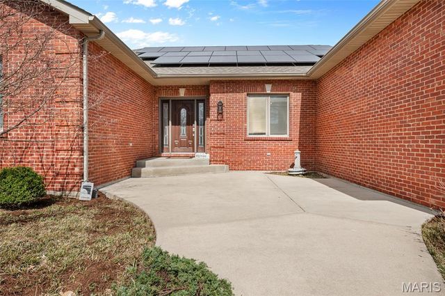 11 Jennifer Lane, Collinsville, IL 62234