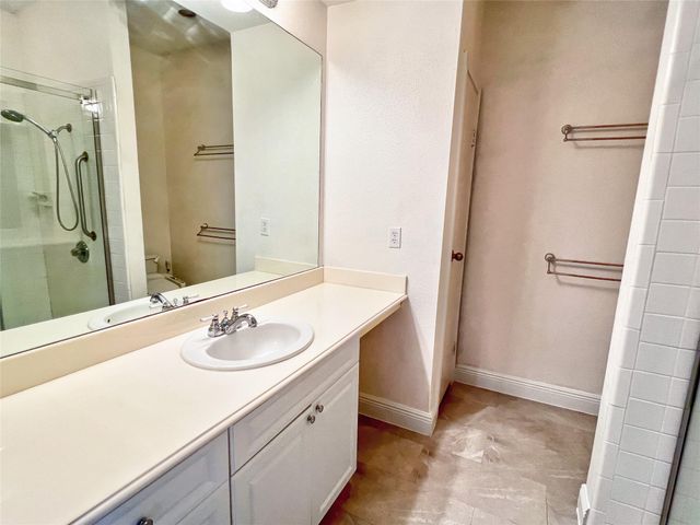 3130 SW Walnut Bend Lane SW 409, Houston, TX 77042