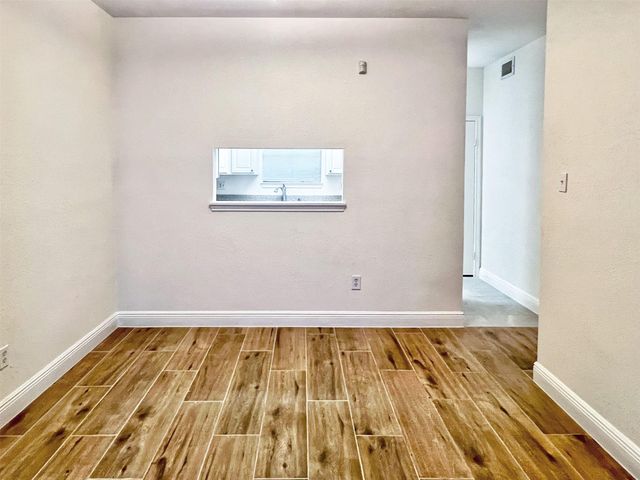 3130 SW Walnut Bend Lane SW 409, Houston, TX 77042