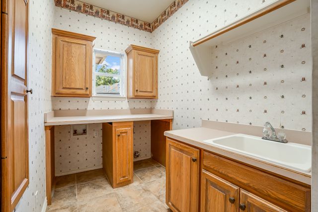 5809 Nutcracker Drive, Granbury, TX 76049