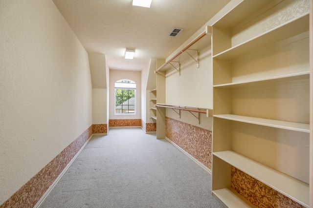5809 Nutcracker Drive, Granbury, TX 76049