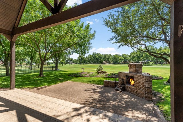 5809 Nutcracker Drive, Granbury, TX 76049