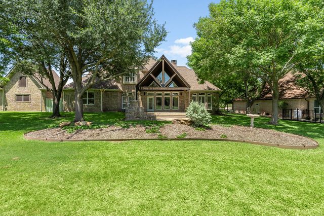 5809 Nutcracker Drive, Granbury, TX 76049