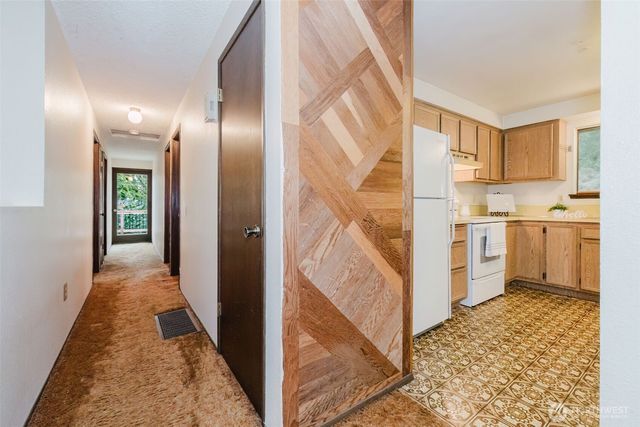 3500 NW 18th Street, Bremerton, WA 98312