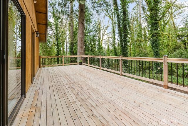 3500 NW 18th Street, Bremerton, WA 98312