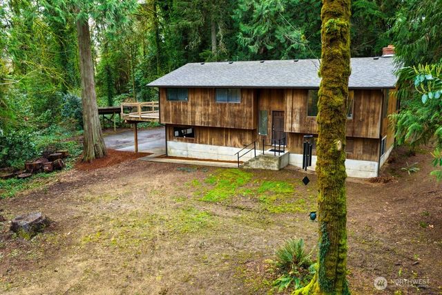 3500 NW 18th Street, Bremerton, WA 98312