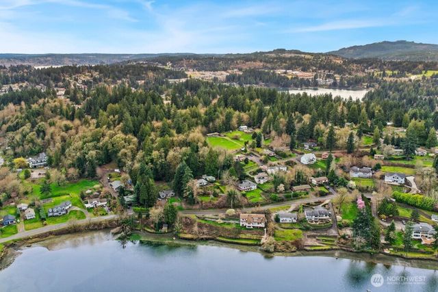 3500 NW 18th Street, Bremerton, WA 98312