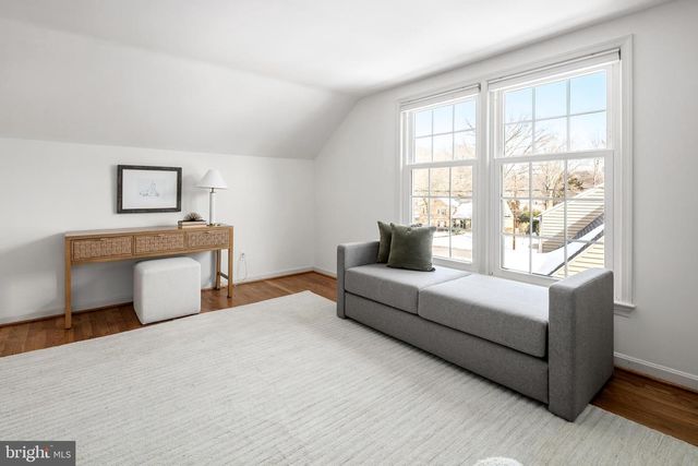 7002 OLD CABIN LN, Rockville, MD 20852