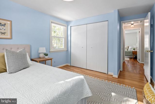 7002 OLD CABIN LN, Rockville, MD 20852