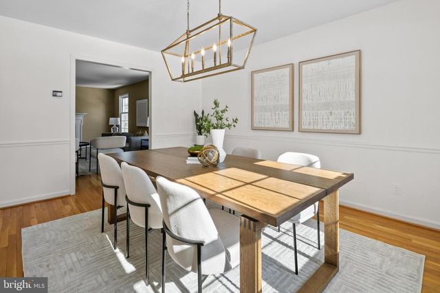 7002 OLD CABIN LN, Rockville, MD 20852