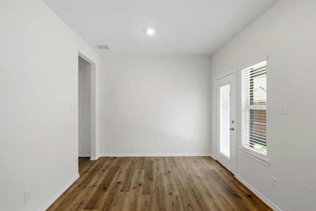 605 Cozy Greens, Lavon, TX 75166