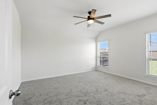 605 Cozy Greens, Lavon, TX 75166