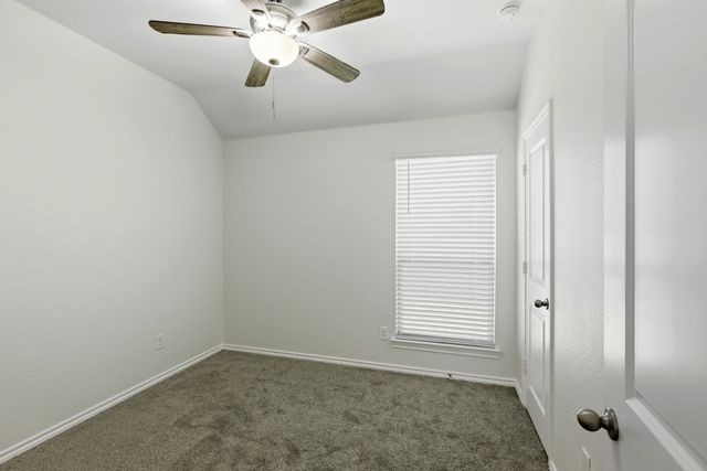 605 Cozy Greens, Lavon, TX 75166