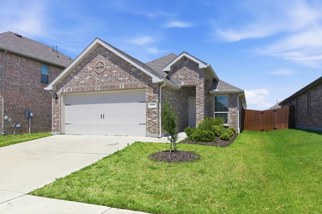 605 Cozy Greens, Lavon, TX 75166