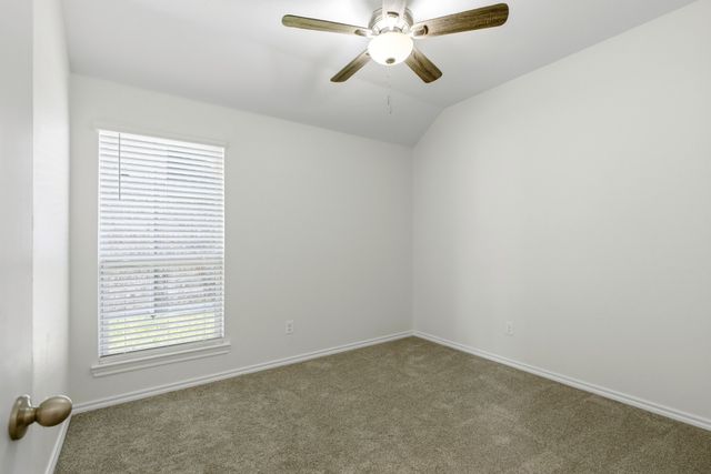 605 Cozy Greens, Lavon, TX 75166