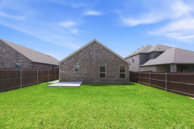 605 Cozy Greens, Lavon, TX 75166