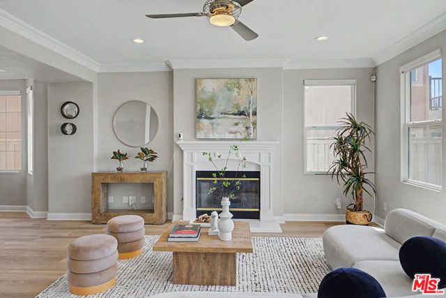 2259 Junipero Avenue, Signal Hill, CA 90755
