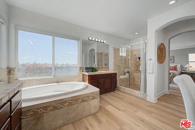 2259 Junipero Avenue, Signal Hill, CA 90755