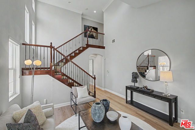 2259 Junipero Avenue, Signal Hill, CA 90755