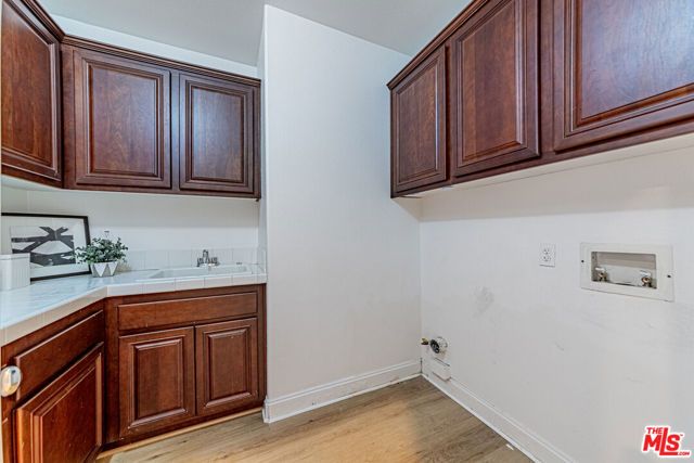 2259 Junipero Avenue, Signal Hill, CA 90755