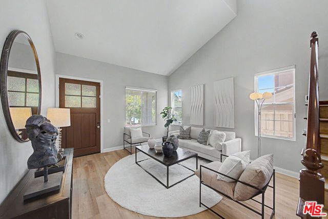2259 Junipero Avenue, Signal Hill, CA 90755
