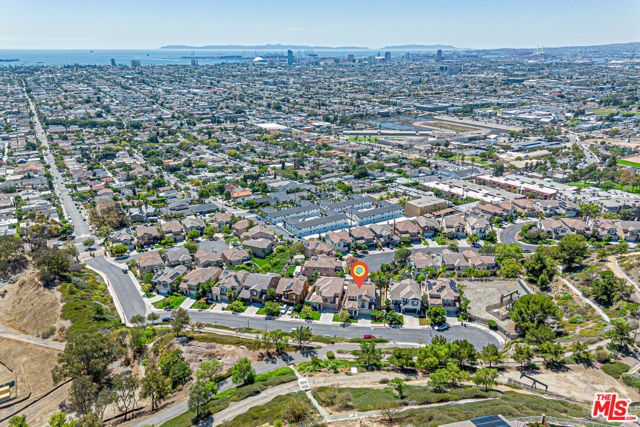 2259 Junipero Avenue, Signal Hill, CA 90755